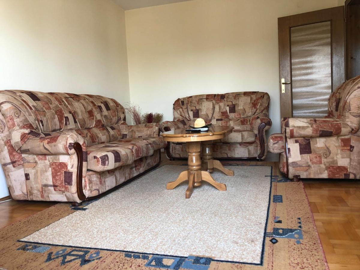 Apartman Djina Vrnjačka Banja Exteriör bild