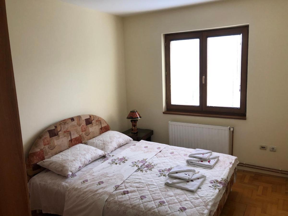 Apartman Djina Vrnjačka Banja Exteriör bild